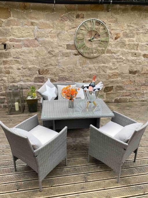 Luxury Peak District 2 Bedroom Boutique Cottage Two Dales Esterno foto