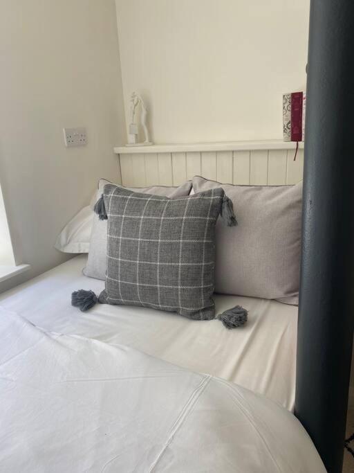 Luxury Peak District 2 Bedroom Boutique Cottage Two Dales Esterno foto